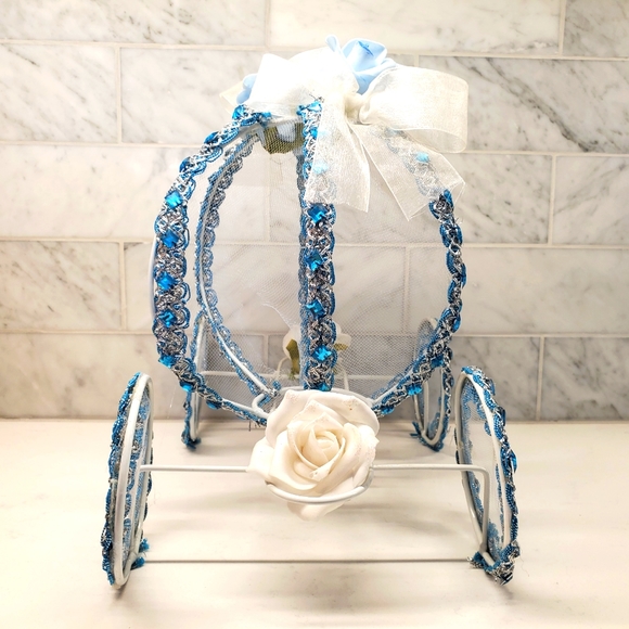 Cinderella Carriage Wire Decoration Party White LAST ONE AVAILABLE - Picture 4 of 8